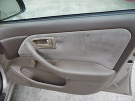 1997 TOYOTA CAMRY TAN CE 2.2L MT Z17947